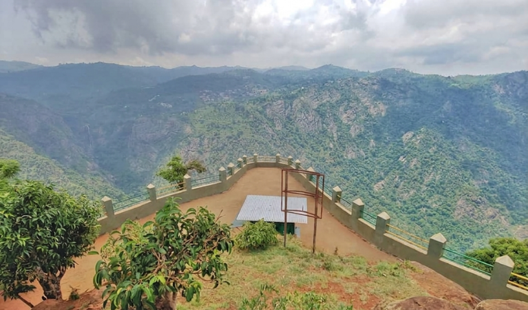 Dolphin’s Nose Viewpoint